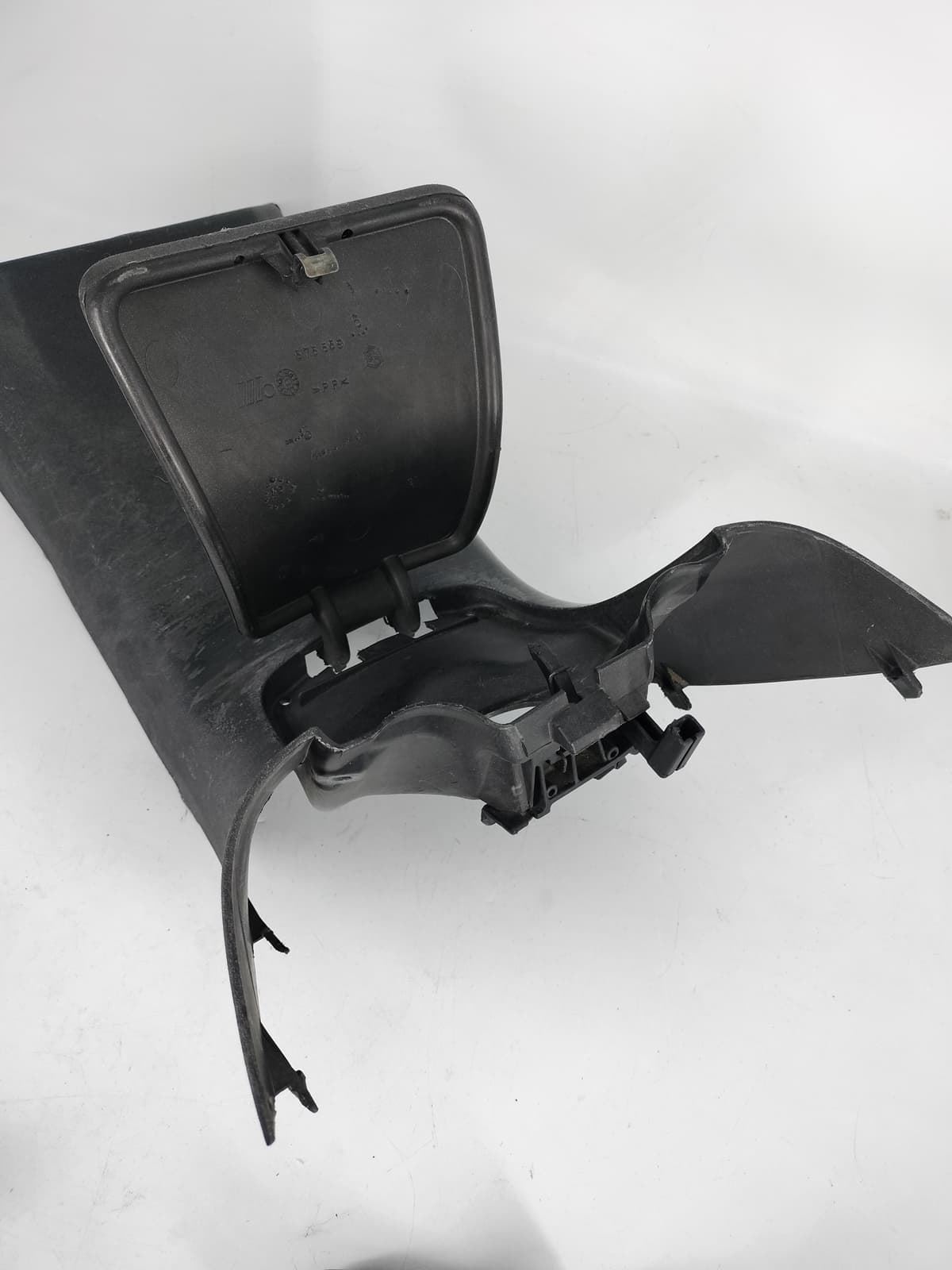 Tapa cubre depósito de gasolina Piaggio X9 (OCASION) - Imagen 3