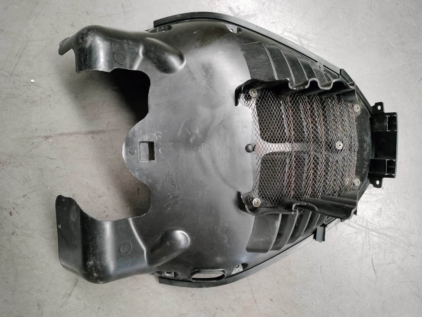 Tapa cubre radiador Kymco K-XCT 125/300 (OCASION) - Imagen 2