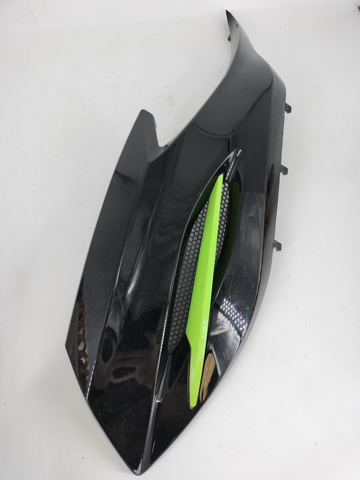 Tapa lateral derecha frontal Kymco K-xct 125 / 300 (Ocasión) - Imagen 1