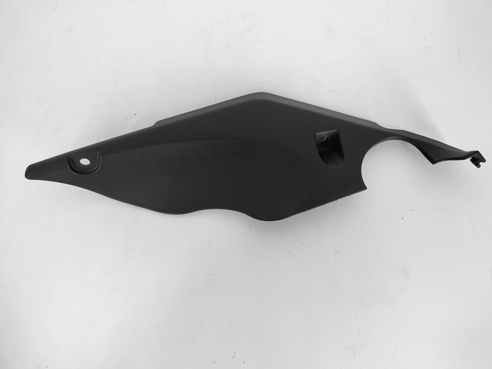 Tapa lateral derecha Voge 125 R - Imagen 1