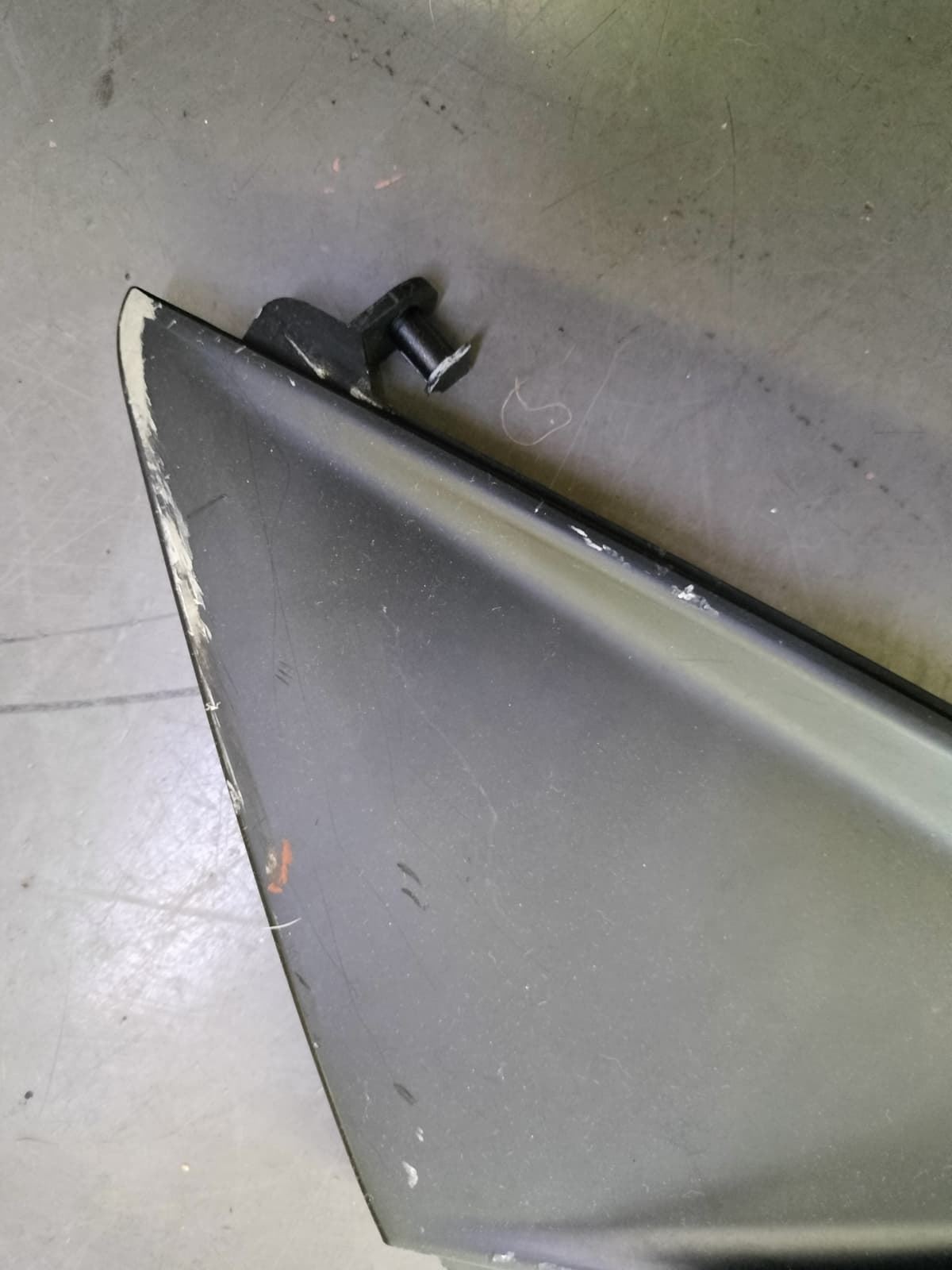 Tapa lateral intermedia izquierda frontal Kymco Superdink 125 (OCASION) - Imagen 3