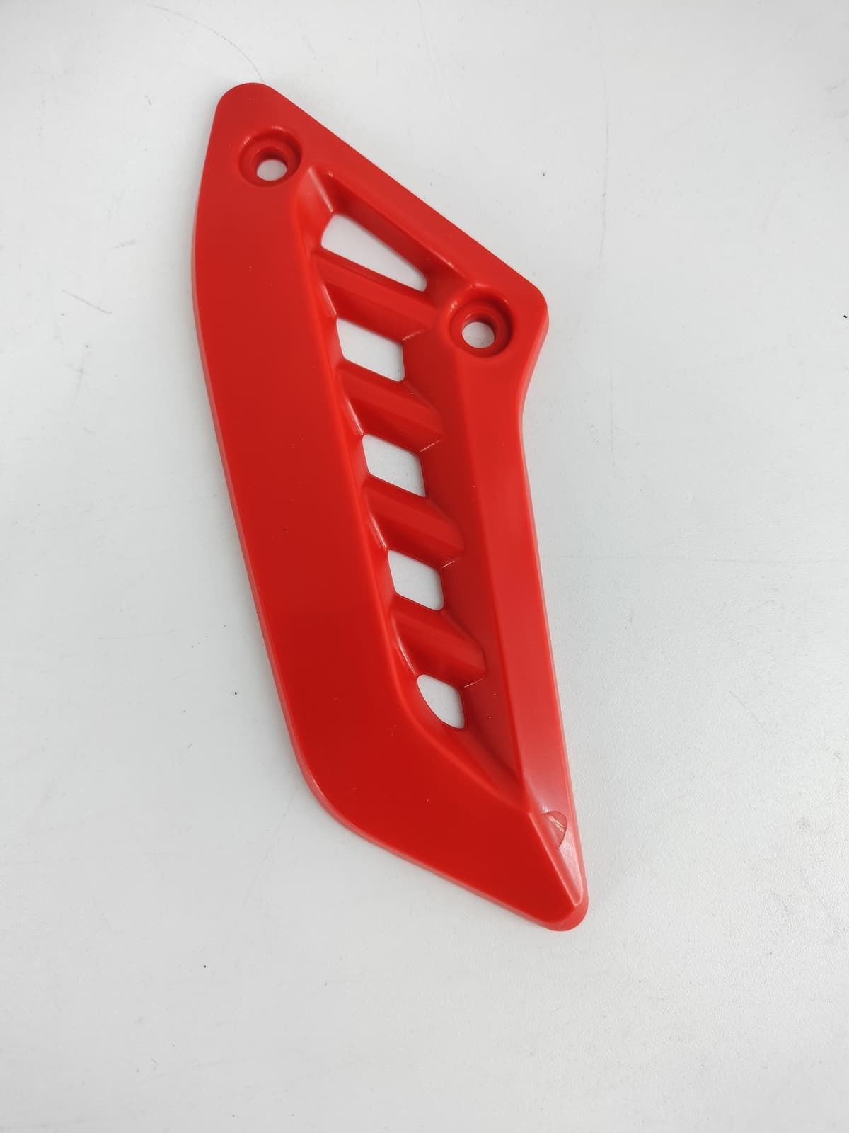 Tapa protector piñón trasero Jitsie para Gasgas TXT Pro - Imagen 1