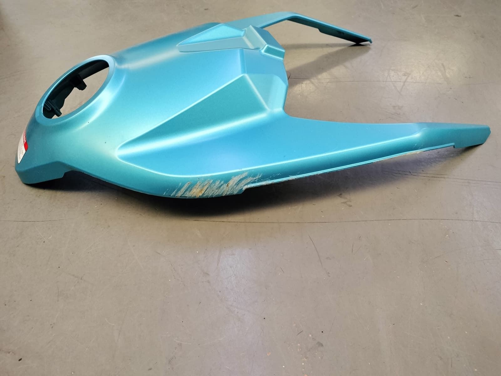 Tapa superior depósito Voge 125 R (OCASION) - Imagen 3