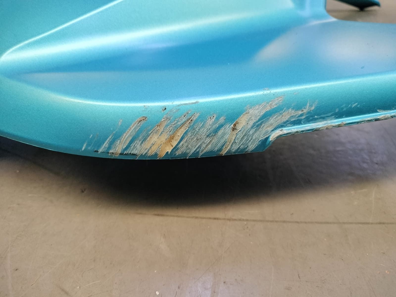 Tapa superior depósito Voge 125 R (OCASION) - Imagen 4