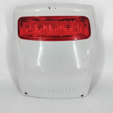 Tapa trasera central Piaggio X9 125 con piloto trasero (Ocasión) - Imagen 1