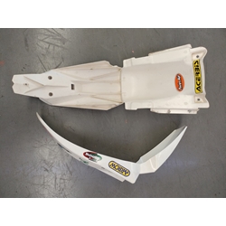 Tapas, caratula de faro y asiento SWM RS 300 R (OCASION) - Imagen 2