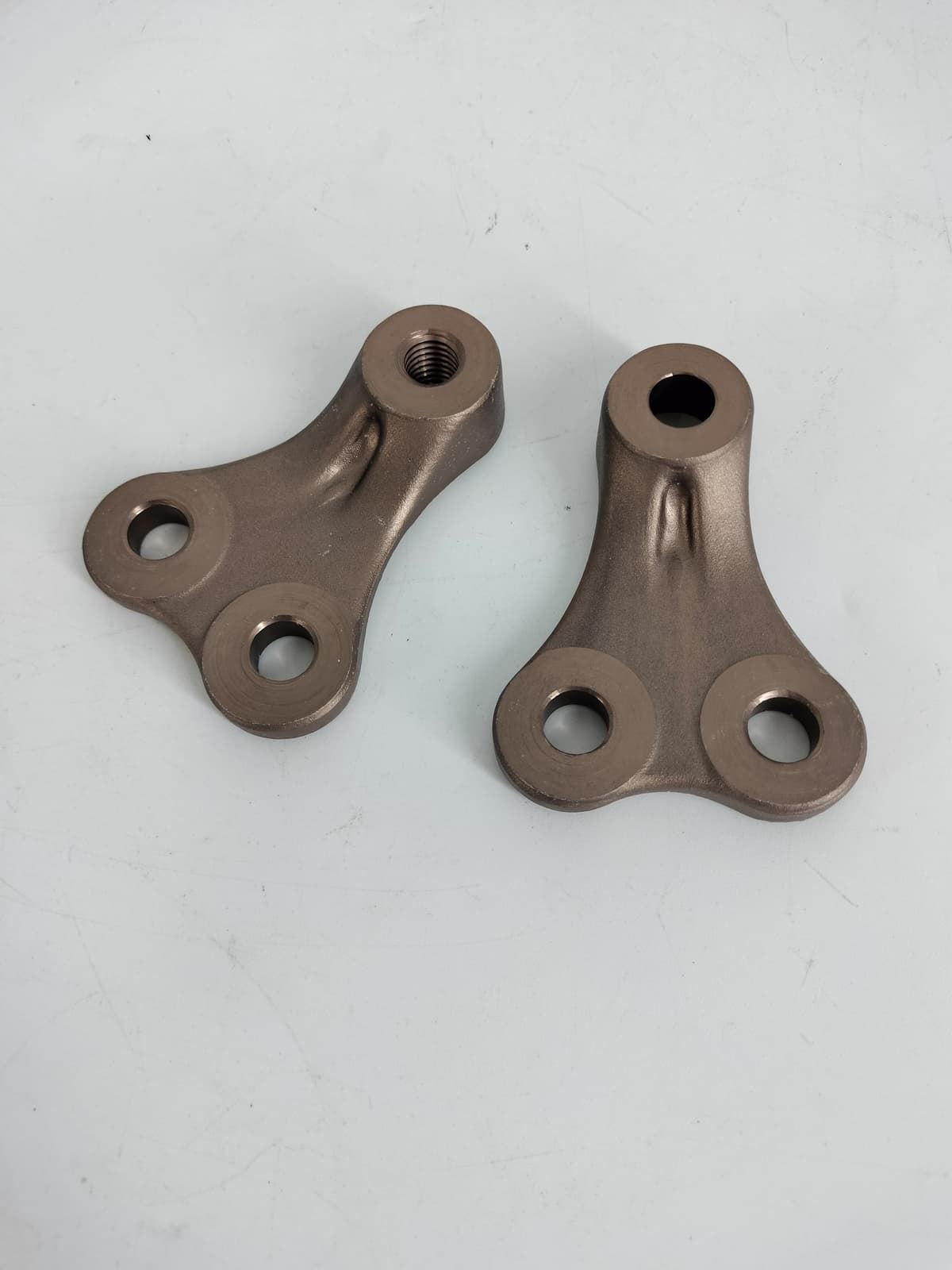 Triangulo amortiguador trasero Jitsie para Gasgas Pro - Imagen 1