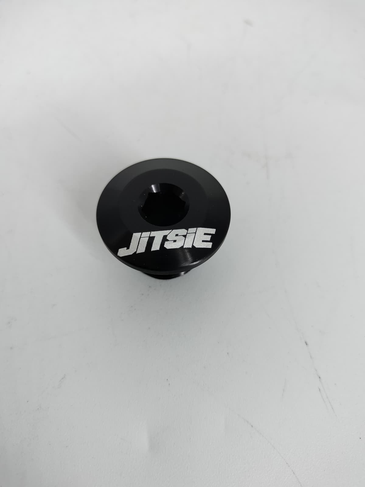 Tuerca eje rueda delantera Jitsie negra para Gasgas trial - Imagen 2