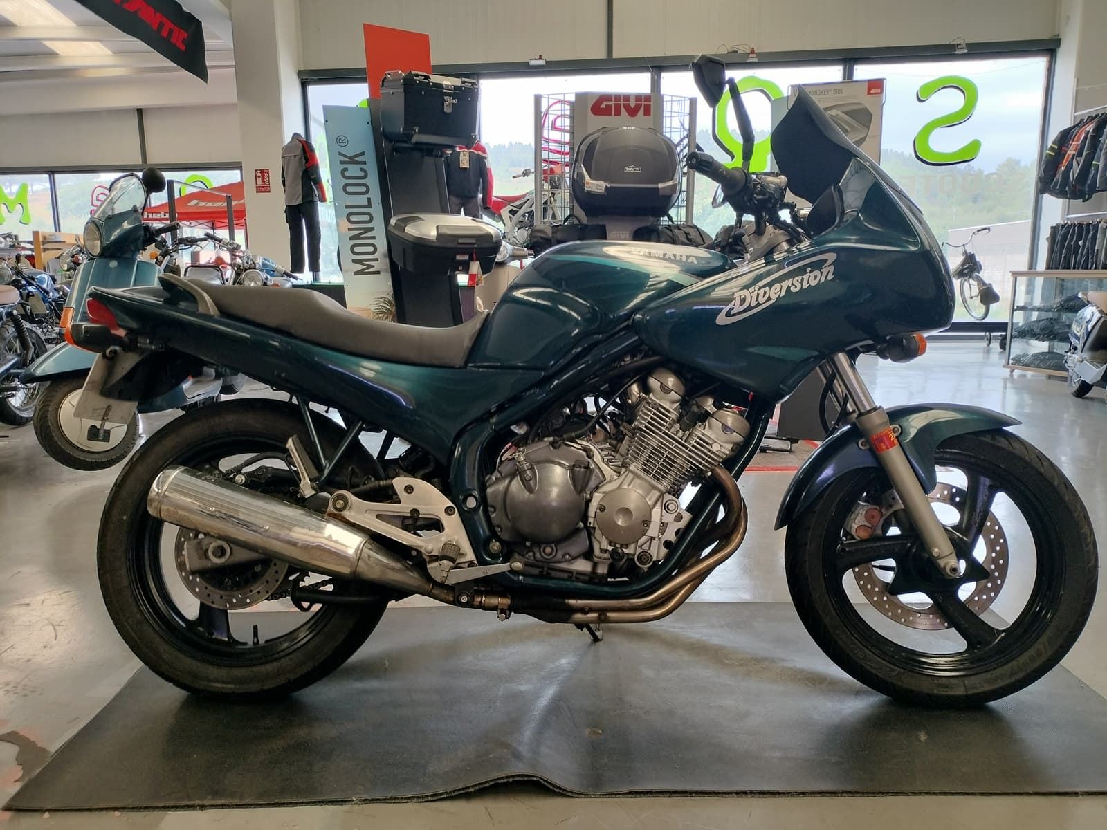 Yamaha Diversion 600 - Imagen 1
